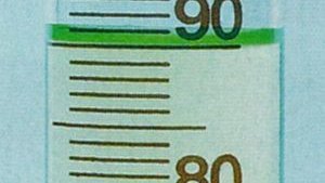 V = 90 mL (1 div = 1 mL)